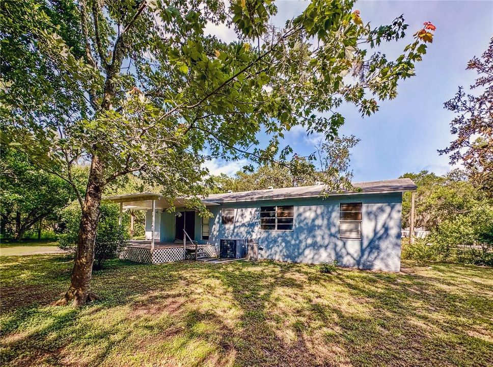 For Sale: $249,900 (3 beds, 2 baths, 1300 Square Feet)