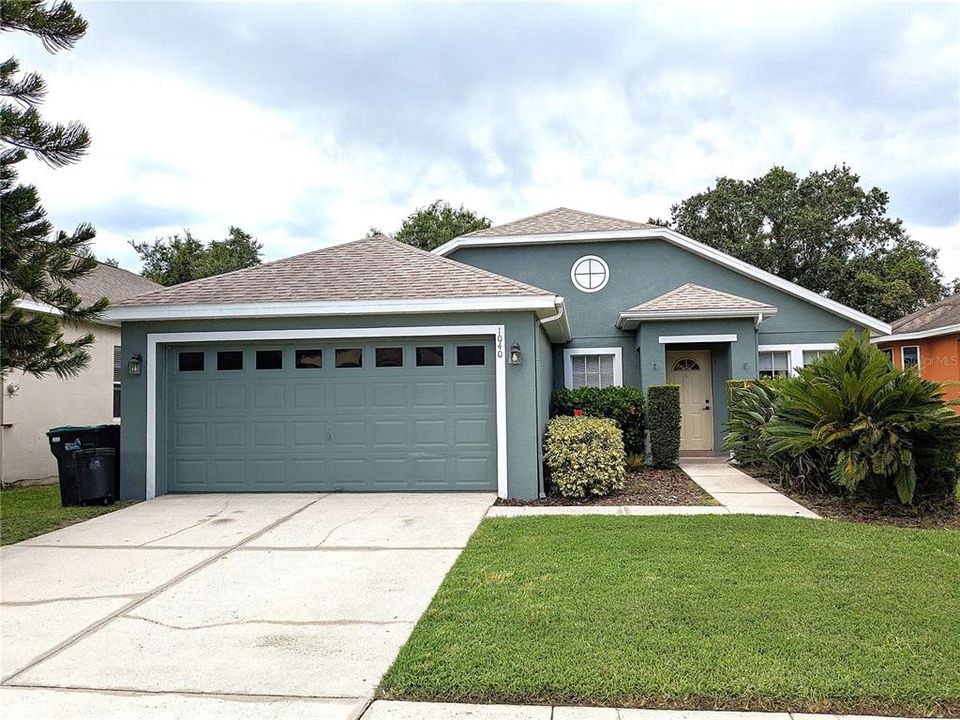Recently Rented: $2,250 (4 beds, 2 baths, 1690 Square Feet)