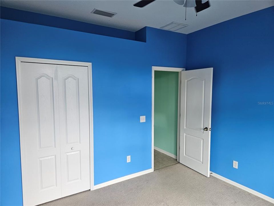 出租: $2,500 (3 贝兹, 2 浴室, 1943 平方英尺)