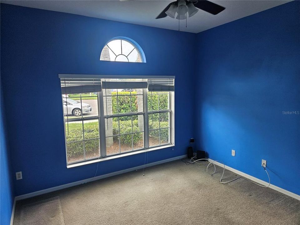 出租: $2,500 (3 贝兹, 2 浴室, 1943 平方英尺)