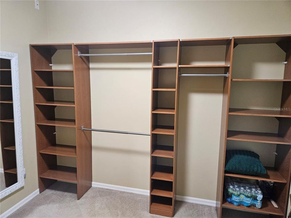 出租: $2,500 (3 贝兹, 2 浴室, 1943 平方英尺)