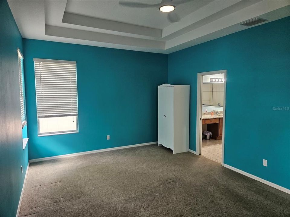 出租: $2,500 (3 贝兹, 2 浴室, 1943 平方英尺)