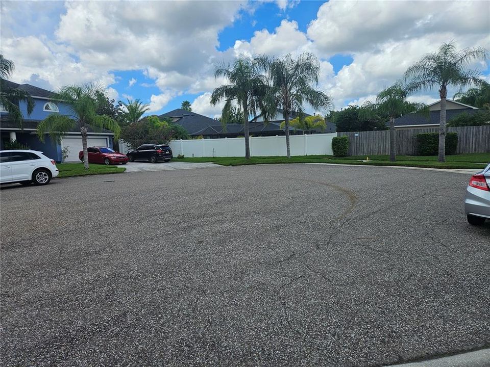 出租: $2,500 (3 贝兹, 2 浴室, 1943 平方英尺)