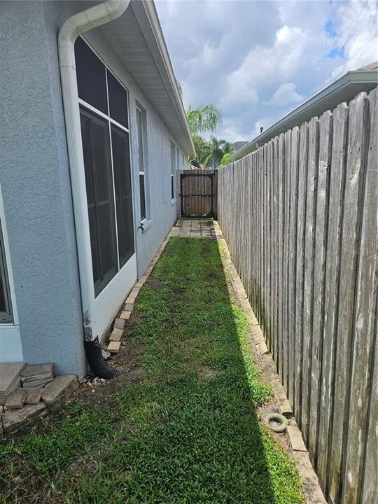 出租: $2,500 (3 贝兹, 2 浴室, 1943 平方英尺)