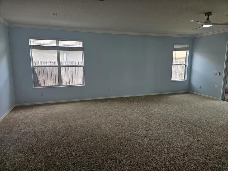 出租: $2,500 (3 贝兹, 2 浴室, 1943 平方英尺)