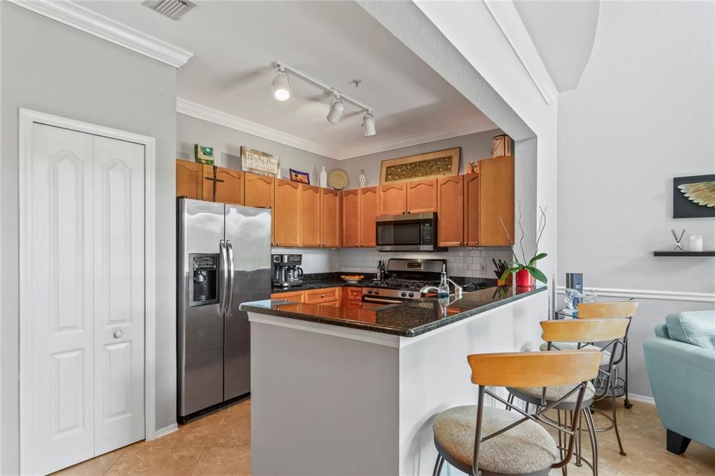 For Sale: $456,000 (2 beds, 2 baths, 1650 Square Feet)
