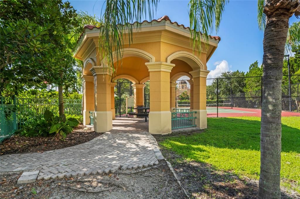 For Sale: $456,000 (2 beds, 2 baths, 1650 Square Feet)