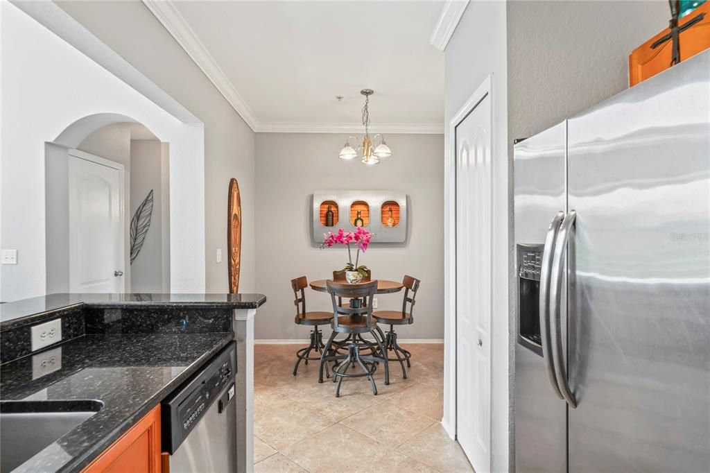 For Sale: $456,000 (2 beds, 2 baths, 1650 Square Feet)
