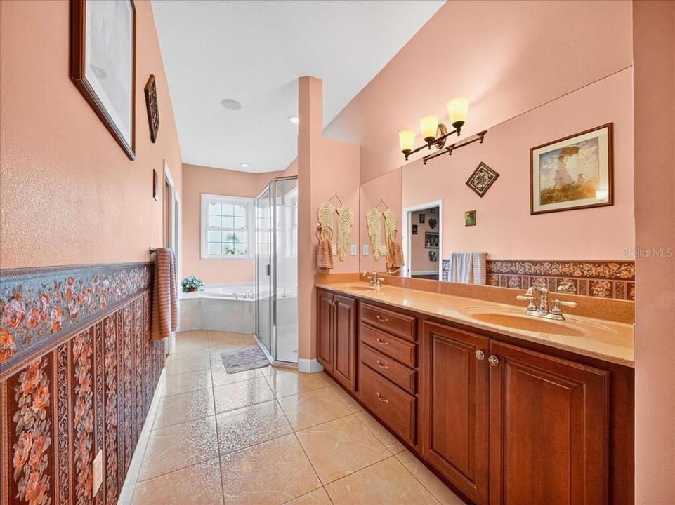 На продажу: $560,000 (4 спален, 2 ванн, 2907 Квадратных фут)