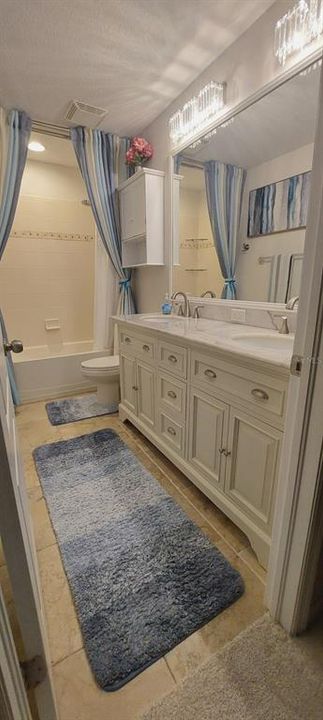 Active With Contract: $589,000 (5 beds, 3 baths, 3779 Square Feet)