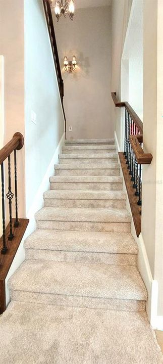 Active With Contract: $589,000 (5 beds, 3 baths, 3779 Square Feet)