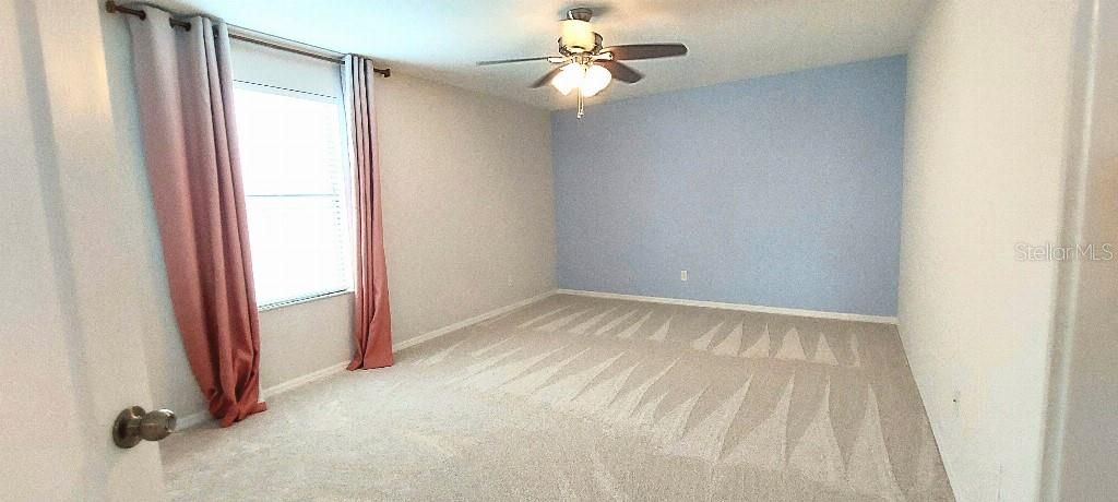 Active With Contract: $589,000 (5 beds, 3 baths, 3779 Square Feet)