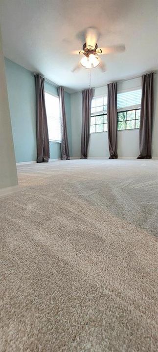 Active With Contract: $589,000 (5 beds, 3 baths, 3779 Square Feet)