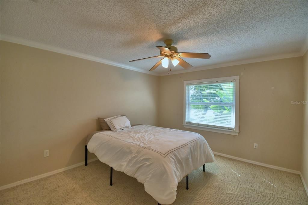 Active With Contract: $369,000 (3 beds, 2 baths, 1686 Square Feet)