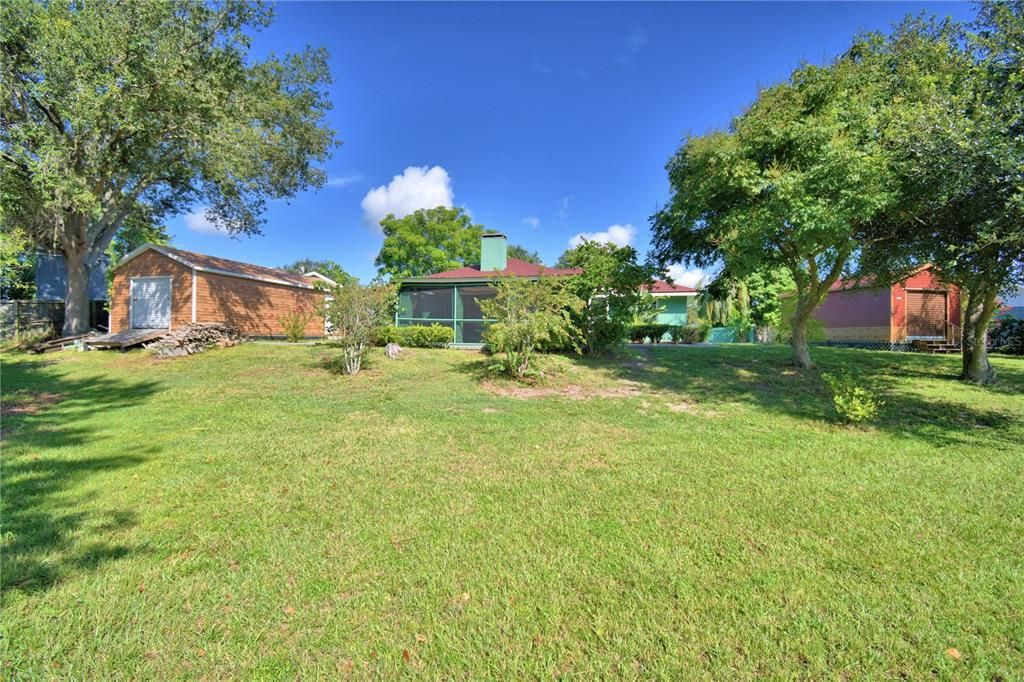 Active With Contract: $369,000 (3 beds, 2 baths, 1686 Square Feet)