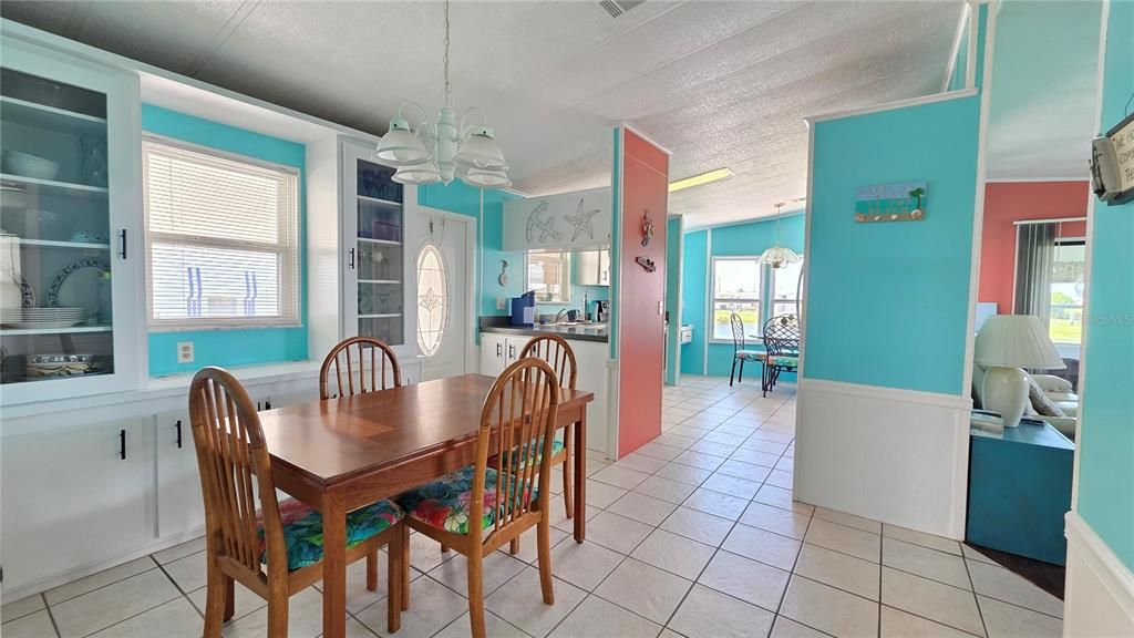 For Sale: $122,000 (3 beds, 2 baths, 1208 Square Feet)