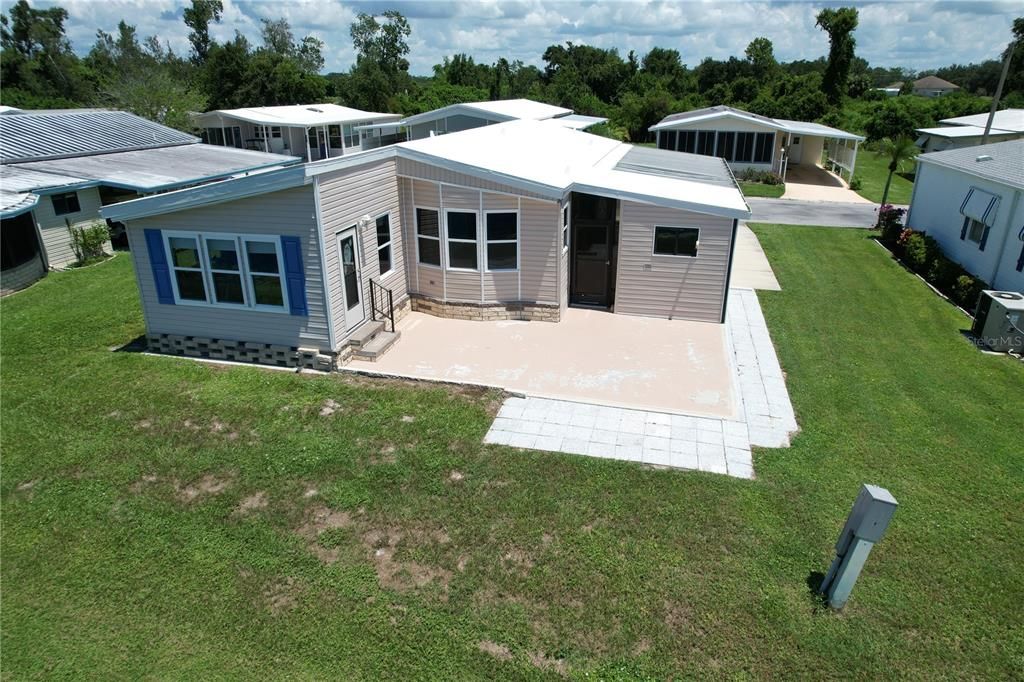 For Sale: $122,000 (3 beds, 2 baths, 1208 Square Feet)