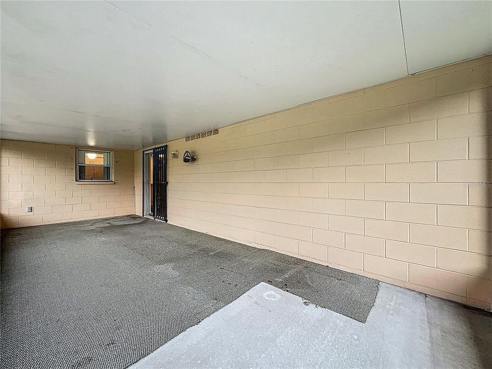 Active With Contract: $274,900 (4 beds, 2 baths, 1784 Square Feet)