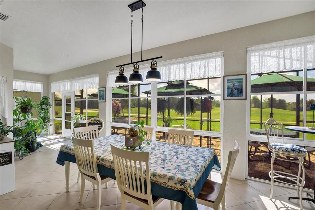 На продажу: $497,900 (3 спален, 2 ванн, 2652 Квадратных фут)