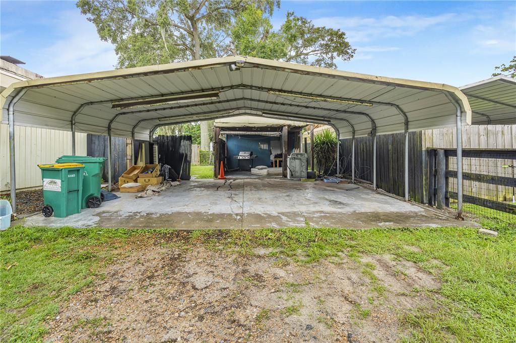 Active With Contract: $235,000 (4 beds, 2 baths, 1881 Square Feet)