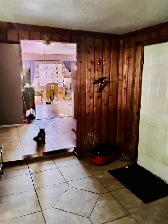 Active With Contract: $235,000 (4 beds, 2 baths, 1881 Square Feet)