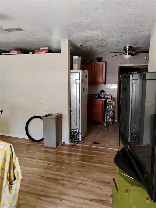 Active With Contract: $235,000 (4 beds, 2 baths, 1881 Square Feet)