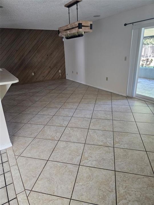 В аренду: $2,000 (3 спален, 2 ванн, 1702 Квадратных фут)