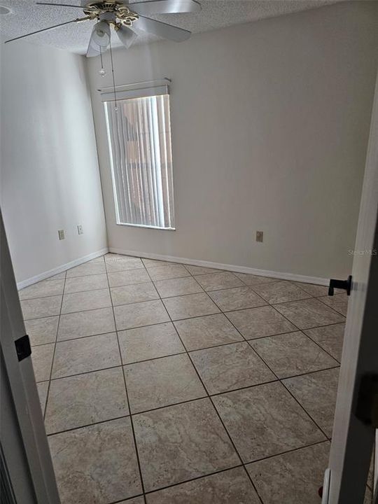 В аренду: $2,000 (3 спален, 2 ванн, 1702 Квадратных фут)