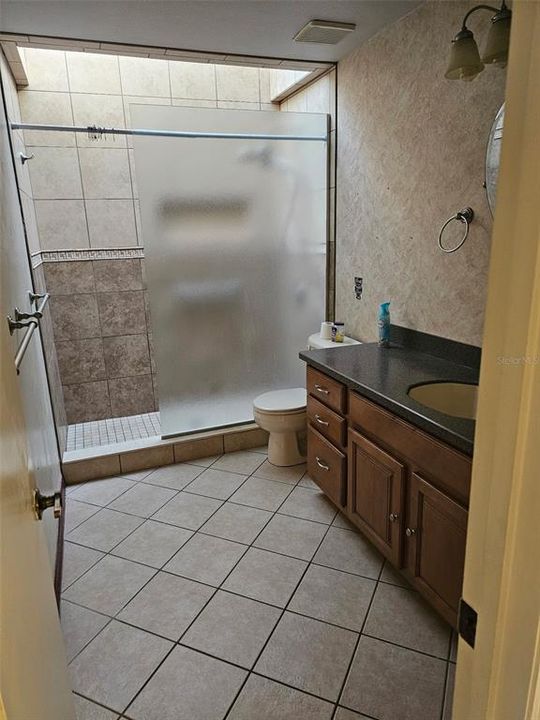 В аренду: $2,000 (3 спален, 2 ванн, 1702 Квадратных фут)