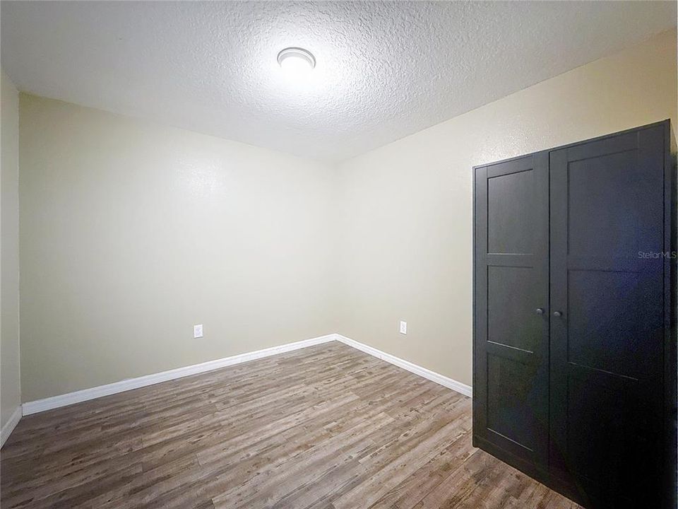 出租: $2,100 (3 贝兹, 2 浴室, 1501 平方英尺)