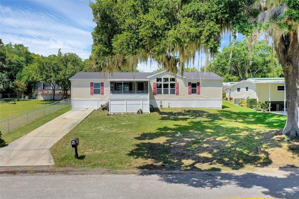 На продажу: $199,500 (3 спален, 2 ванн, 1984 Квадратных фут)