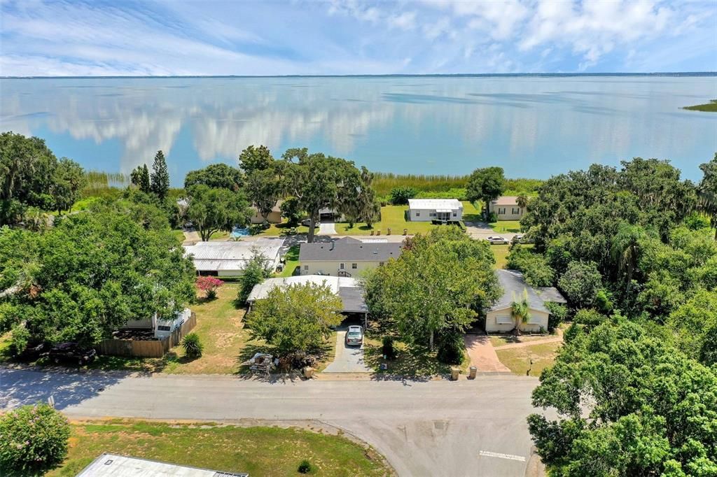 На продажу: $199,500 (3 спален, 2 ванн, 1984 Квадратных фут)