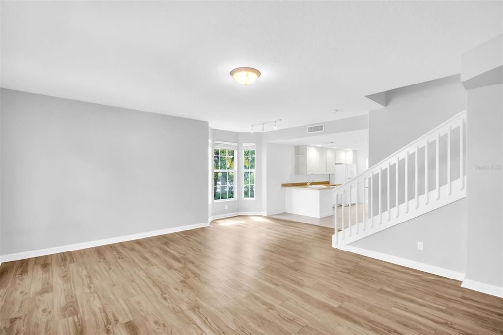 待售: $365,000 (3 贝兹, 2 浴室, 1673 平方英尺)