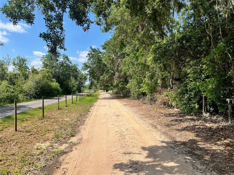 待售: $315,000 (12.55 acres)