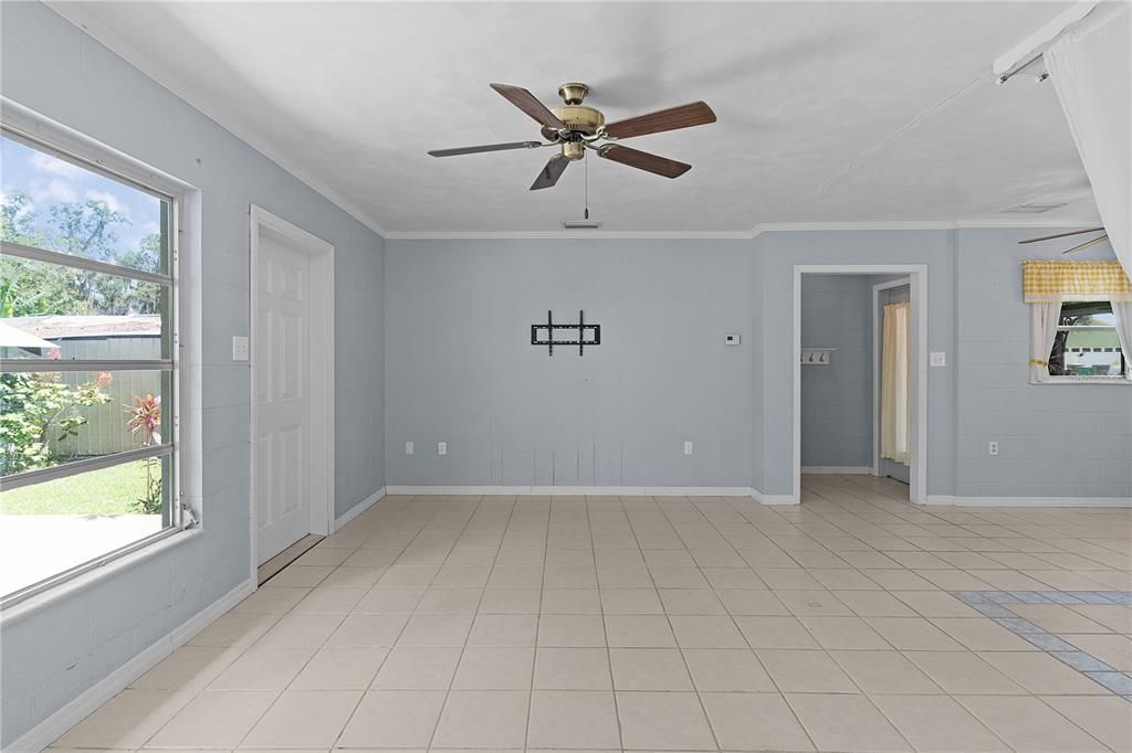 En Venta: $169,900 (2 camas, 1 baños, 844 Pies cuadrados)