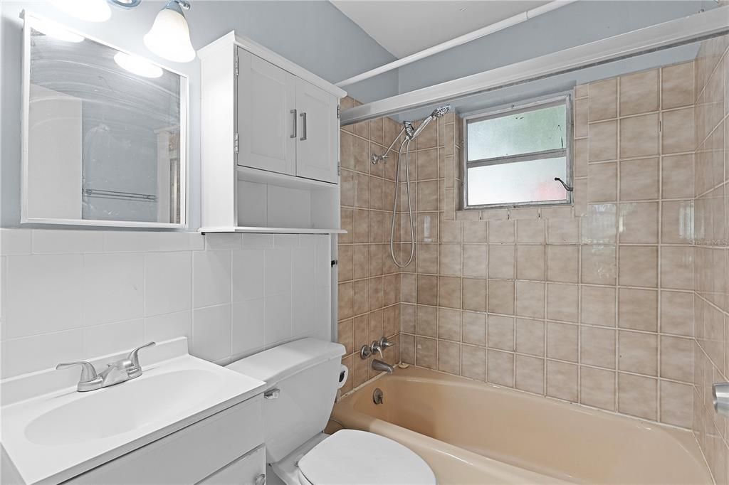 En Venta: $169,900 (2 camas, 1 baños, 844 Pies cuadrados)