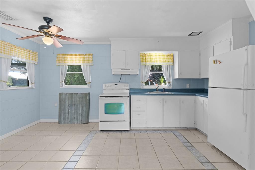 En Venta: $169,900 (2 camas, 1 baños, 844 Pies cuadrados)