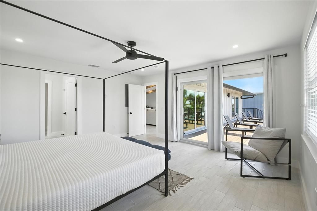 На продажу: $3,230,000 (6 спален, 4 ванн, 3748 Квадратных фут)