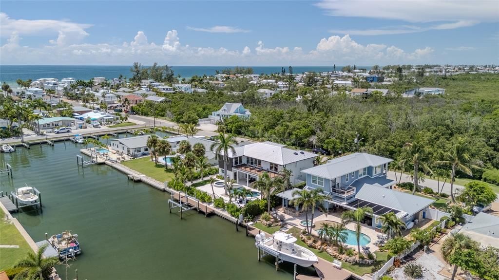 На продажу: $3,230,000 (6 спален, 4 ванн, 3748 Квадратных фут)