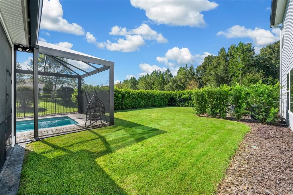 For Sale: $1,050,000 (6 beds, 3 baths, 3916 Square Feet)