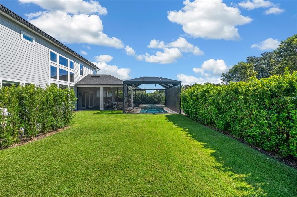 For Sale: $1,050,000 (6 beds, 3 baths, 3916 Square Feet)