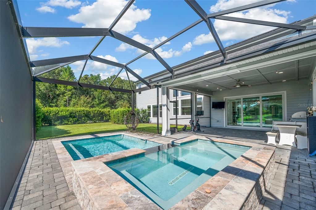 For Sale: $1,050,000 (6 beds, 3 baths, 3916 Square Feet)