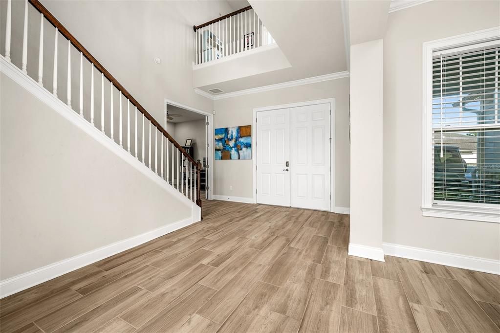 For Sale: $1,050,000 (6 beds, 3 baths, 3916 Square Feet)