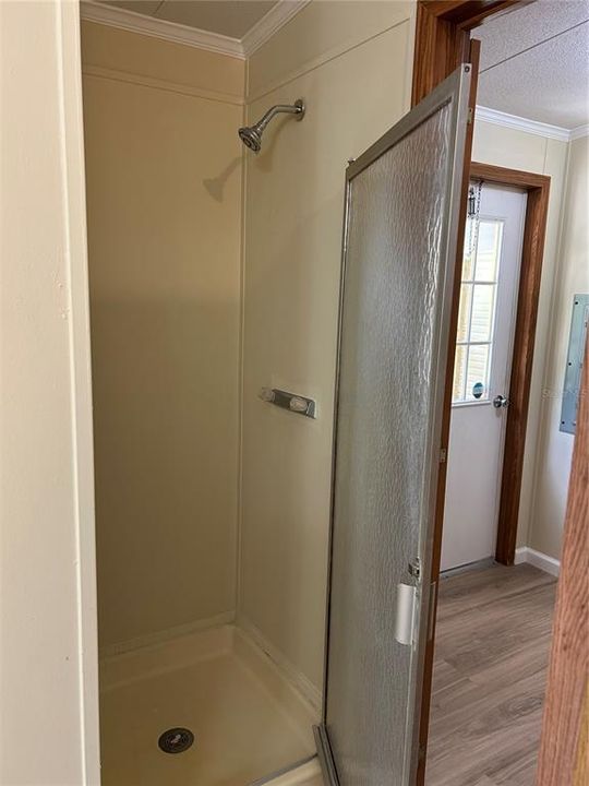 En Venta: $215,000 (3 camas, 2 baños, 1782 Pies cuadrados)