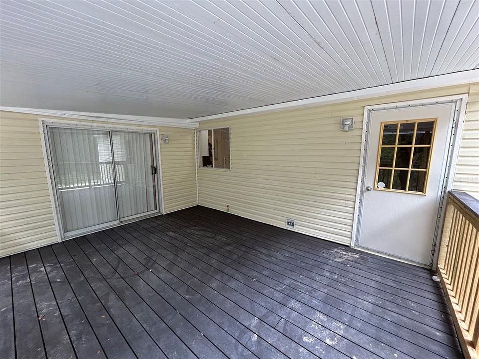 En Venta: $215,000 (3 camas, 2 baños, 1782 Pies cuadrados)