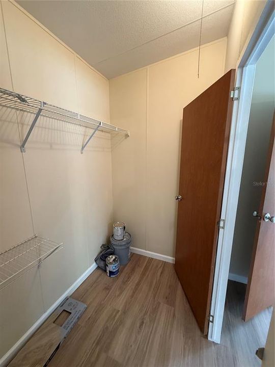 En Venta: $215,000 (3 camas, 2 baños, 1782 Pies cuadrados)