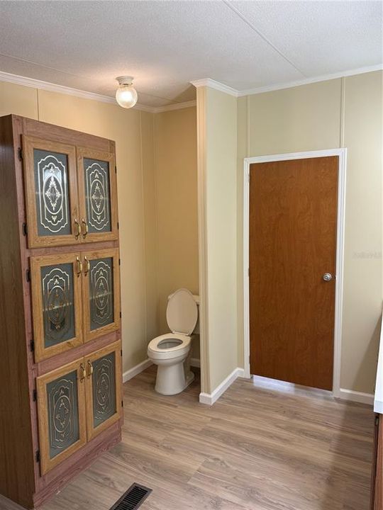 En Venta: $215,000 (3 camas, 2 baños, 1782 Pies cuadrados)