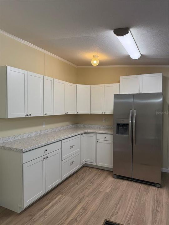 En Venta: $215,000 (3 camas, 2 baños, 1782 Pies cuadrados)