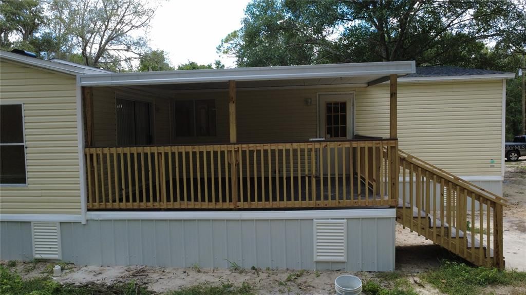 En Venta: $215,000 (3 camas, 2 baños, 1782 Pies cuadrados)