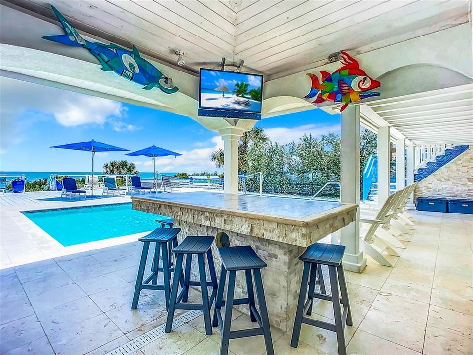 合同活跃: $7,490,000 (12 贝兹, 12 浴室, 6612 平方英尺)